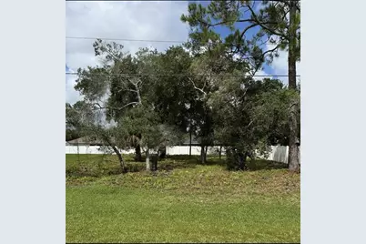 10 Ziegfeld Place, Palm Coast, FL 32164 - Photo 1