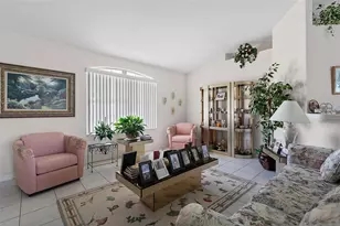 52 Fenwick Ln, Palm Coast, FL 32137 - Photo 5