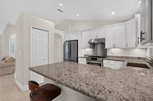 39 White House Dr, Palm Coast, FL 32164 - Photo 11