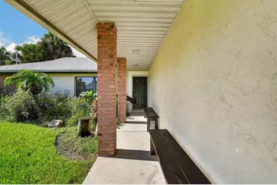 109 Coral Reef Court N, Palm Coast, FL 32137 - Photo 3