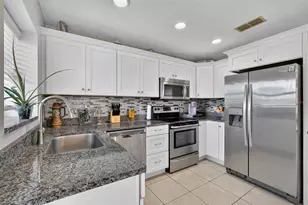 109 Coral Reef Ct N, Palm Coast, FL 32137 - Photo 11