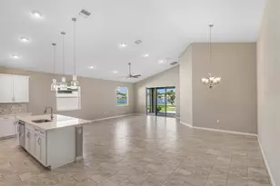 4 Tideway Trl, Palm Coast, FL 32137 - Photo 3
