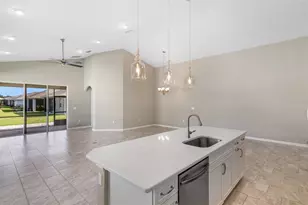 4 Tideway Trl, Palm Coast, FL 32137 - Photo 9