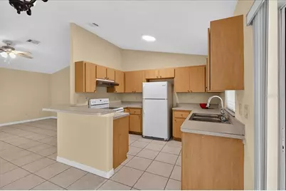 37 Pine Hill Lane #B, Palm Coast, FL 32164 - Photo 3