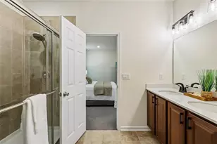 3077 Hawks Hl Ln, Jacksonville, FL 32216 - Photo 9