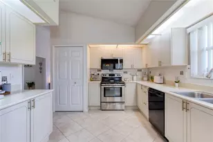 982 Breezemont Ct, Port Orange, FL 32127 - Photo 15
