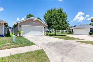 982 Breezemont Ct, Port Orange, FL 32127 - Photo 9