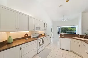 23 Barkley Ln, Palm Coast, FL 32137 - Photo 19