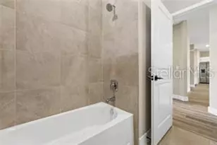 8 Lewisdale Pl, Palm Coast, FL 32137 - Photo 9