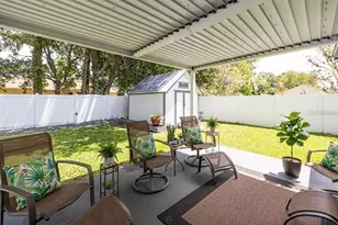 6 Boxwood Ln, Palm Coast, FL 32137 - Photo 5