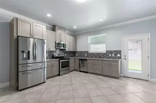 7 Empire Ln, Palm Coast, FL 32164 - Photo 11