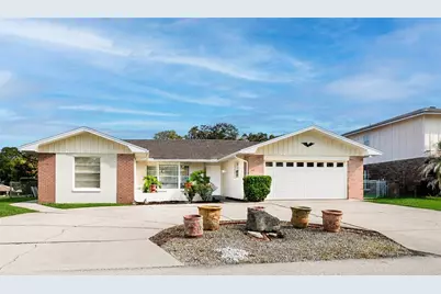 10 Felicia Court, Palm Coast, FL 32137 - Photo 3