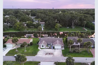 10 Felicia Court, Palm Coast, FL 32137 - Photo 5