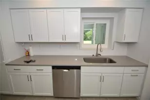 14 Bolling Ln, Palm Coast, FL 32137 - Photo 9