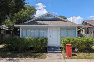 618 15th St N, Saint Petersburg, FL 33701 - Photo 1