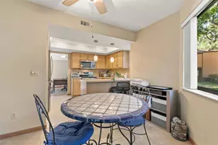 13 Mid Oaks Cir, Palm Coast, FL 32137 - Photo 11