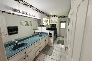 22 Colorado Dr, Palm Coast, FL 32137 - Photo 15