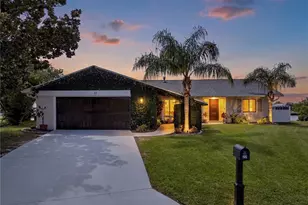 22 Cottonton Ct, Palm Coast, FL 32137 - Photo 1