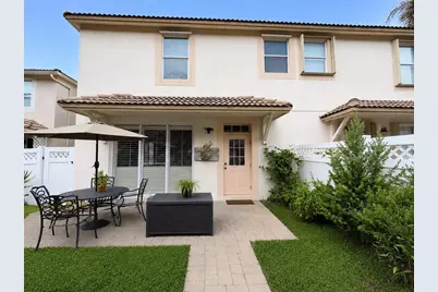 8074 Murano Circle, Palm Beach Gardens, FL 33418 - Photo 3