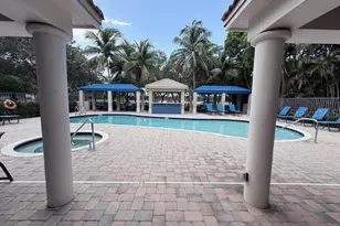 8074 Murano Cir, Palm Beach Gardens, FL 33418 - Photo 29