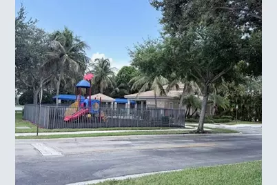 8074 Murano Circle, Palm Beach Gardens, FL 33418 - Photo 33