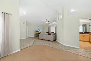 138 Florida Park Dr, Palm Coast, FL 32137 - Photo 7