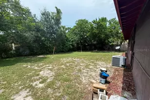 605 Laisy Dr, Deland, FL 32724 - Photo 17