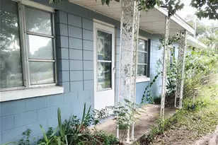 27401 Main Ave, Okahumpka, FL 34762 - Photo 11