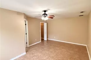 63 Richmond Dr, Palm Coast, FL 32164 - Photo 9