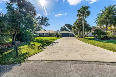 64 Fleming Court, Palm Coast, FL 32137 - Photo 13
