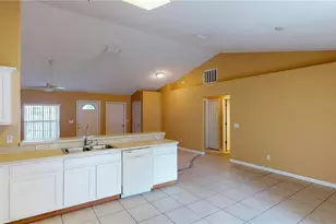 18 Lloleeta Path, Palm Coast, FL 32164 - Photo 13
