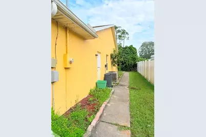 12 Fallen Oak Lane, Palm Coast, FL 32137 - Photo 5