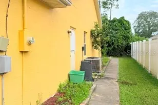 12 Fallen Oak Ln, Palm Coast, FL 32137 - Photo 5