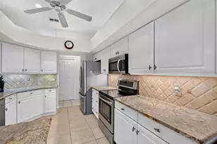 49 Fortune Ln, Palm Coast, FL 32137 - Photo 9