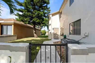 2171 NW 34th Terrace, Coconut Creek, FL 33066 - Photo 5