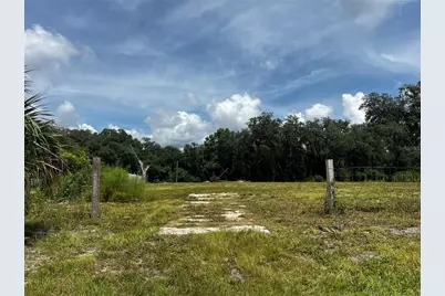 106 Planet Dr, Crescent City, FL 32112 - Photo 1