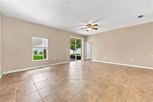 28 Beckner Ln, Palm Coast, FL 32137 - Photo 7