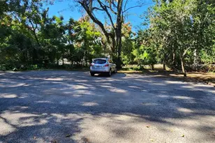 410 W Howry Ave, Deland, FL 32720 - Photo 7