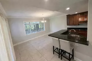 112 Club House Dr, Palm Coast, FL 32137 - Photo 9