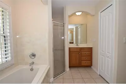 11 Zenith Court, Palm Coast, FL 32164 - Photo 13
