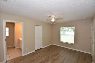 13 Pine Tree Dr, Palm Coast, FL 32164 - Photo 15