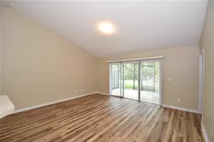 33 Rosepetal Ln, Palm Coast, FL 32164 - Photo 11