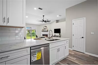 4048 Edgeland Trail, Middleburg, FL 32068 - Photo 21