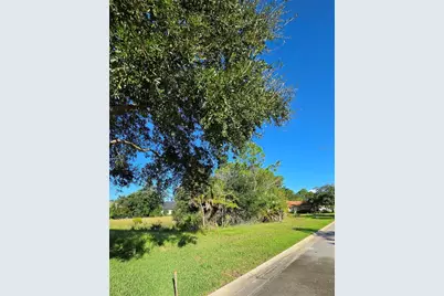 57 S Old Oak Drive, Palm Coast, FL 32137 - Photo 3
