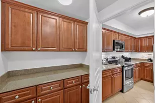 200 Ocean Crest Dr, Palm Coast, FL 32137 - Photo 17