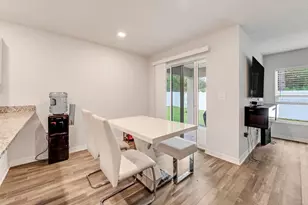 8 Plumtree Pl, Palm Coast, FL 32164 - Photo 13