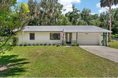 104 Woodcrest Avenue, Satsuma, FL 32189 - Photo 1