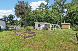 104 Woodcrest Ave, Satsuma, FL 32189 - Photo 33