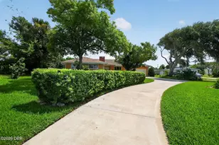 2229 S Peninsula Dr, Daytona Beach, FL 32118 - Photo 51