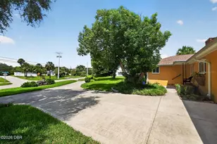 2229 S Peninsula Dr, Daytona Beach, FL 32118 - Photo 67